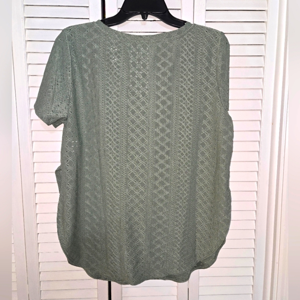 SHEIN Women's L Eyelet Maternity Top NEW - Picture 10 of 15